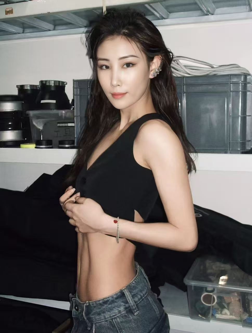 53e85e8ebcff390efaa92d961f169333.jpg 53e85e8ebcff390efaa92d961f169333.jpg